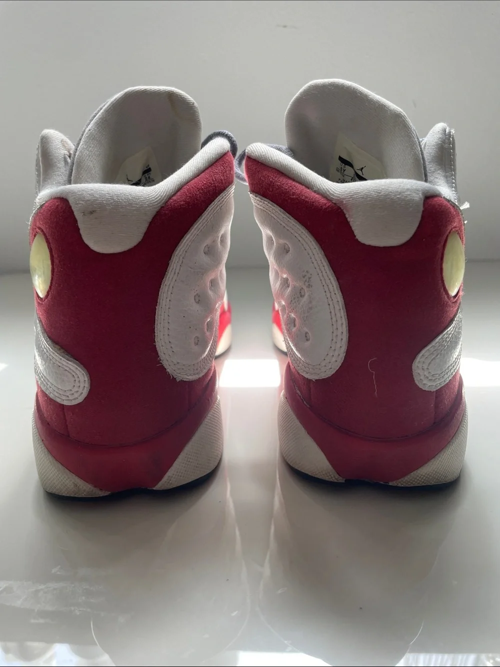 Jordan Kids Gray, White & Red Retro Sneakers 2014 sz 6 Y